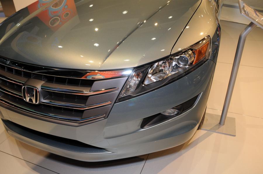  Honda Accord Crosstour 2010 года  (фото 11 из 260)